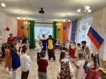 Конкурс чтецов и рисунков «Россия — Родина моя»