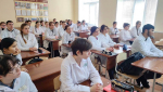 Канские автоинспекторы познакомили студентов-медиков со своей профессией